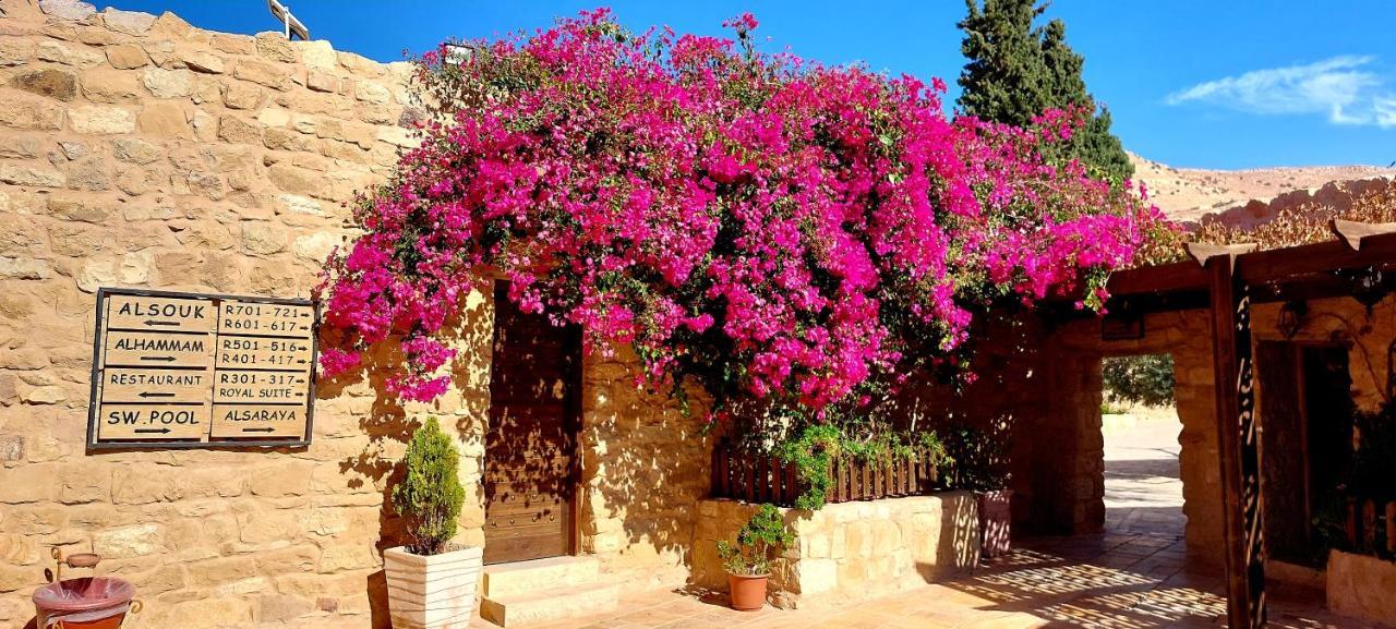 Hayat Zaman Hotel And Resort Petra วาดี มูซา ภายนอก รูปภาพ